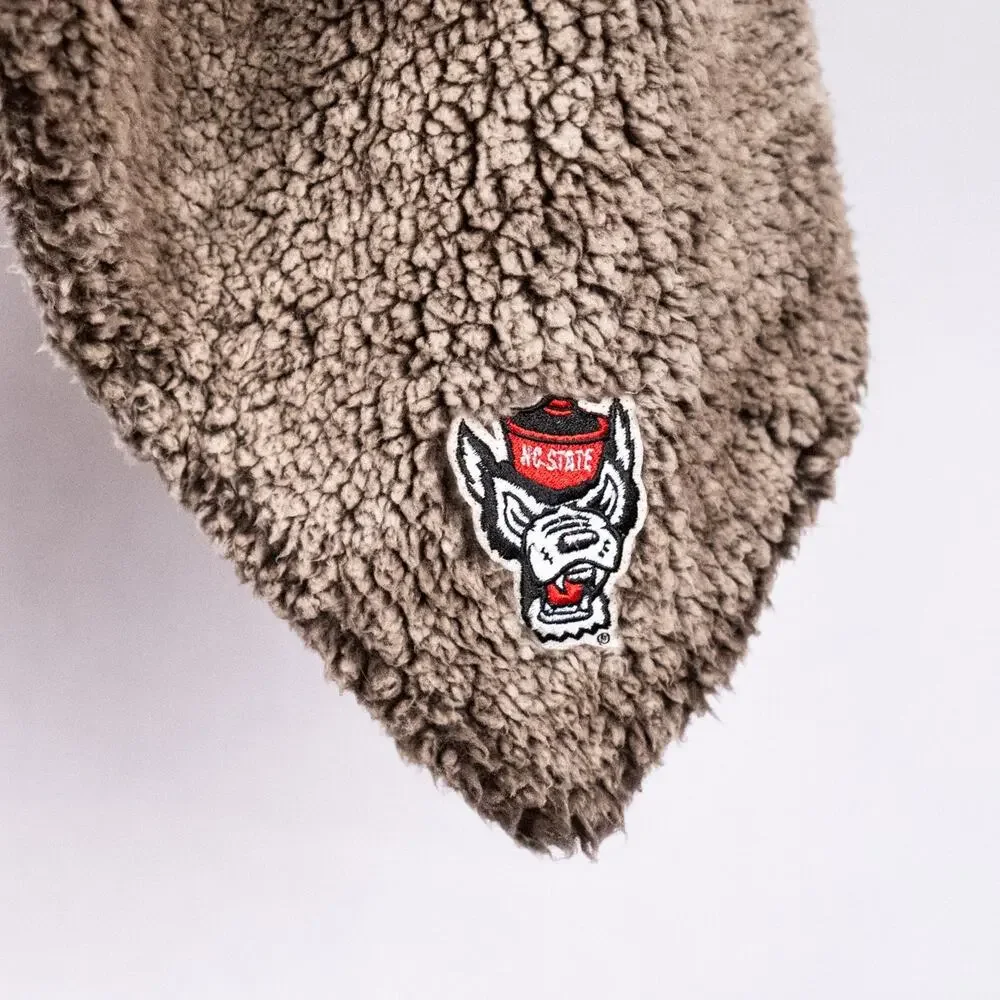 NCSU North Carolina State Wolfpack Vest Women's 2XL Soft Sherpa Cozy Faux Fur